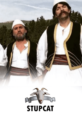 Stupcat komedi alb
